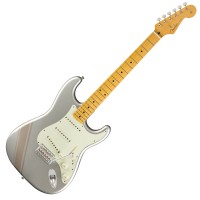 Photo FENDER FSR TRADITIONAL '50S STRATOCASTER® WITH STRIPE INCA SILVER