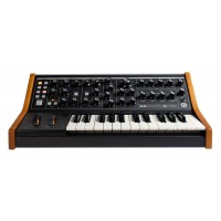 Moog Subsequent 25