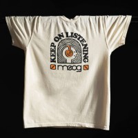 MOOG KEEP ON LISTENING TEE